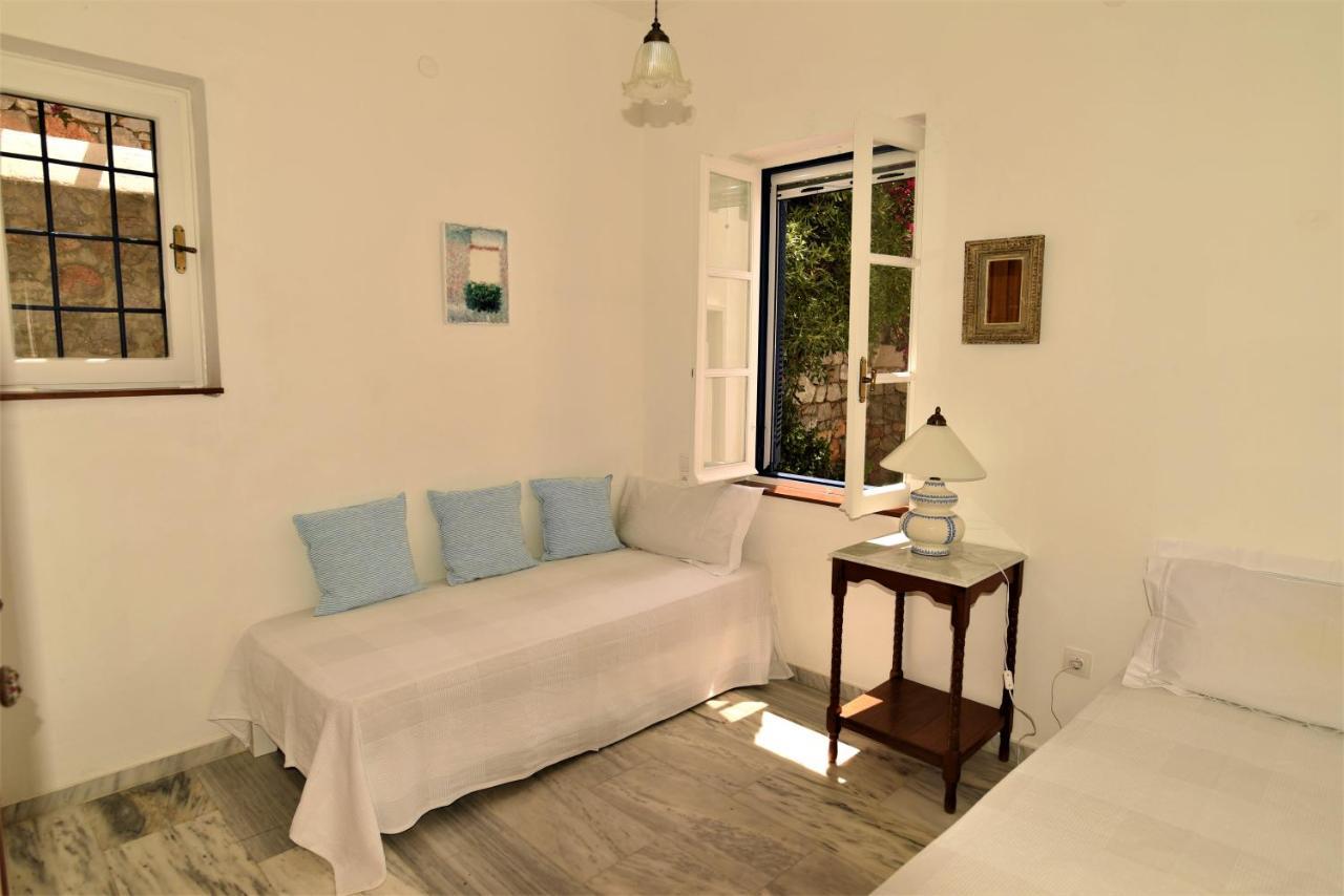 Villa Sunset Hydra Luaran gambar